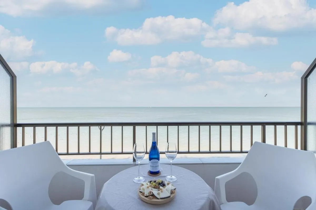 Chipiona Seafront By Valcambre location
